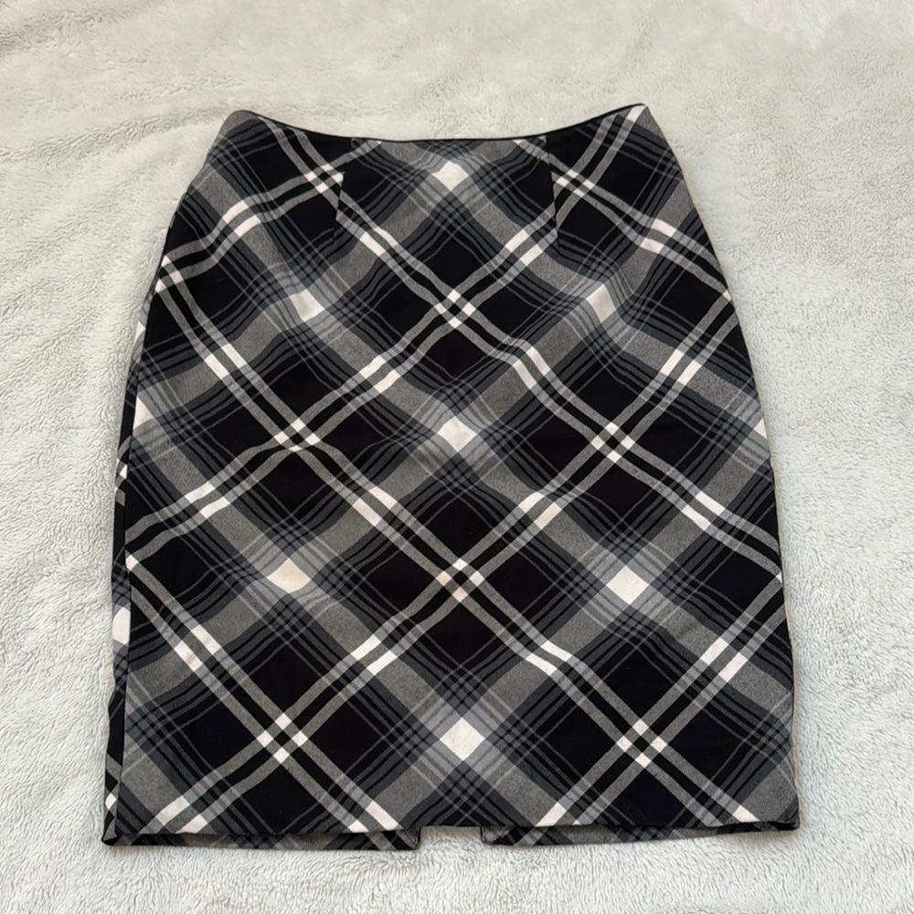 Plaid Black and White Women's Skirt